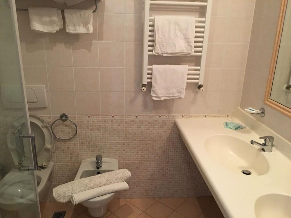 Hotel Excelsior Cattolica Eksteriør bilde