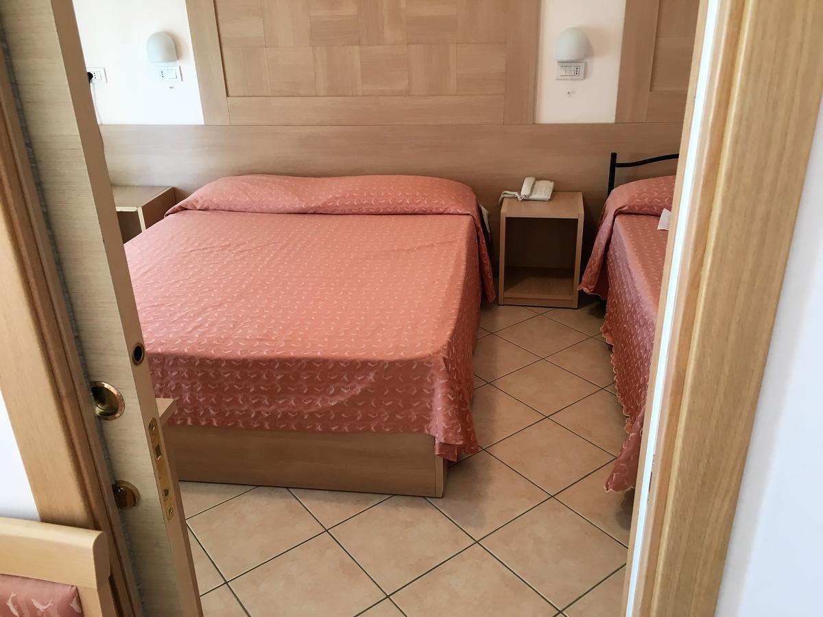Hotel Excelsior Cattolica Eksteriør bilde