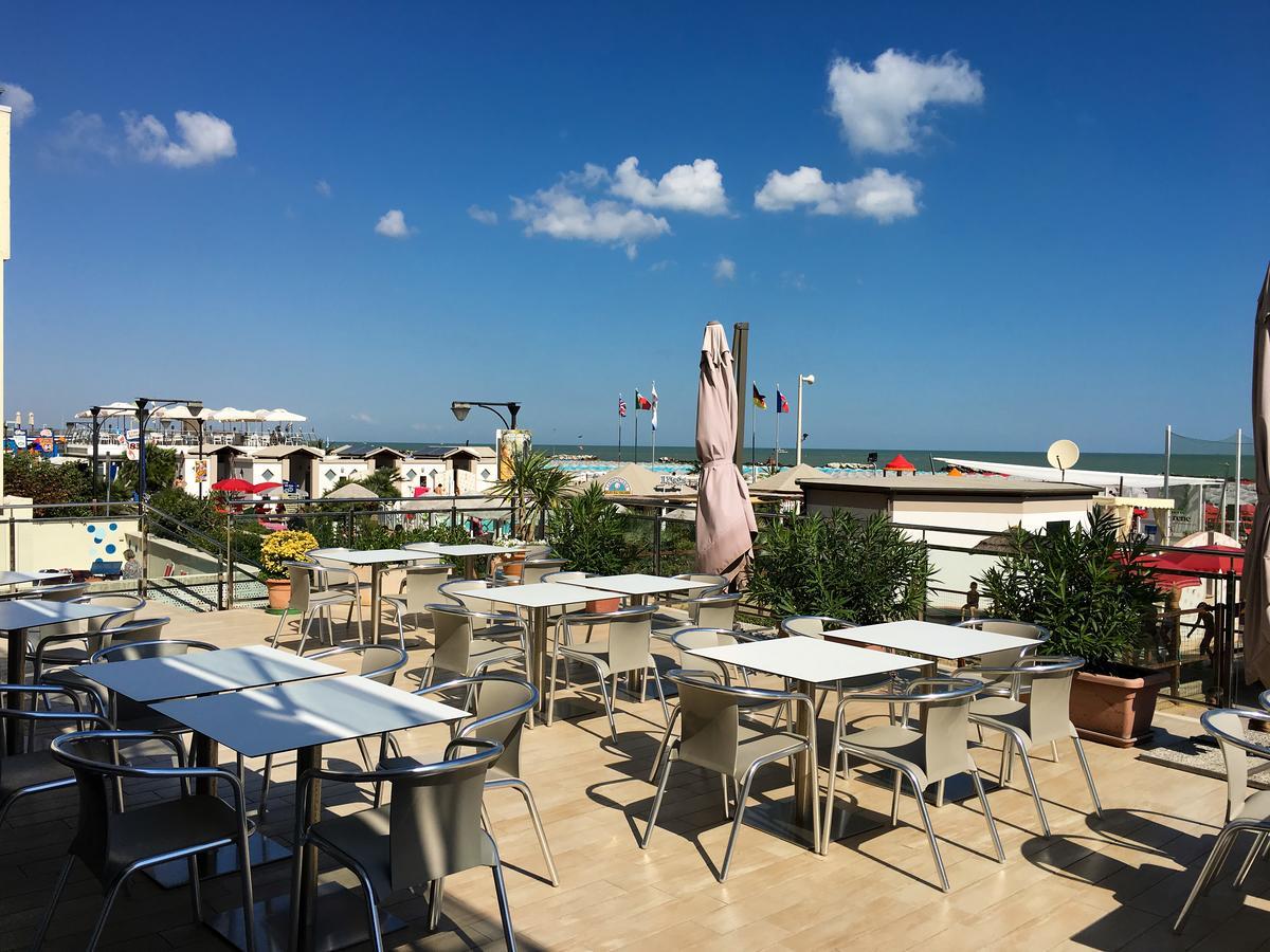 Hotel Excelsior Cattolica Eksteriør bilde