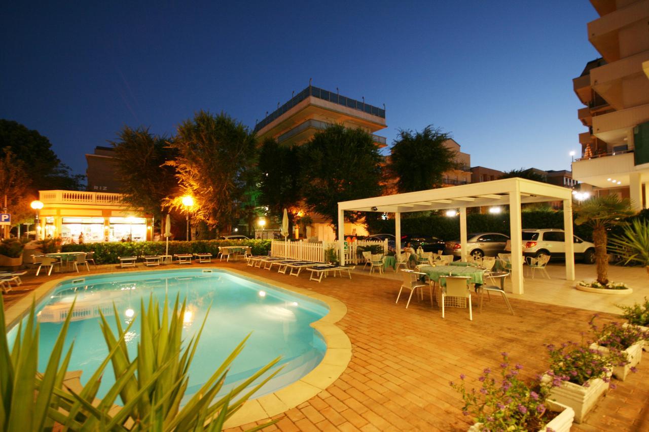 Hotel Excelsior Cattolica Eksteriør bilde