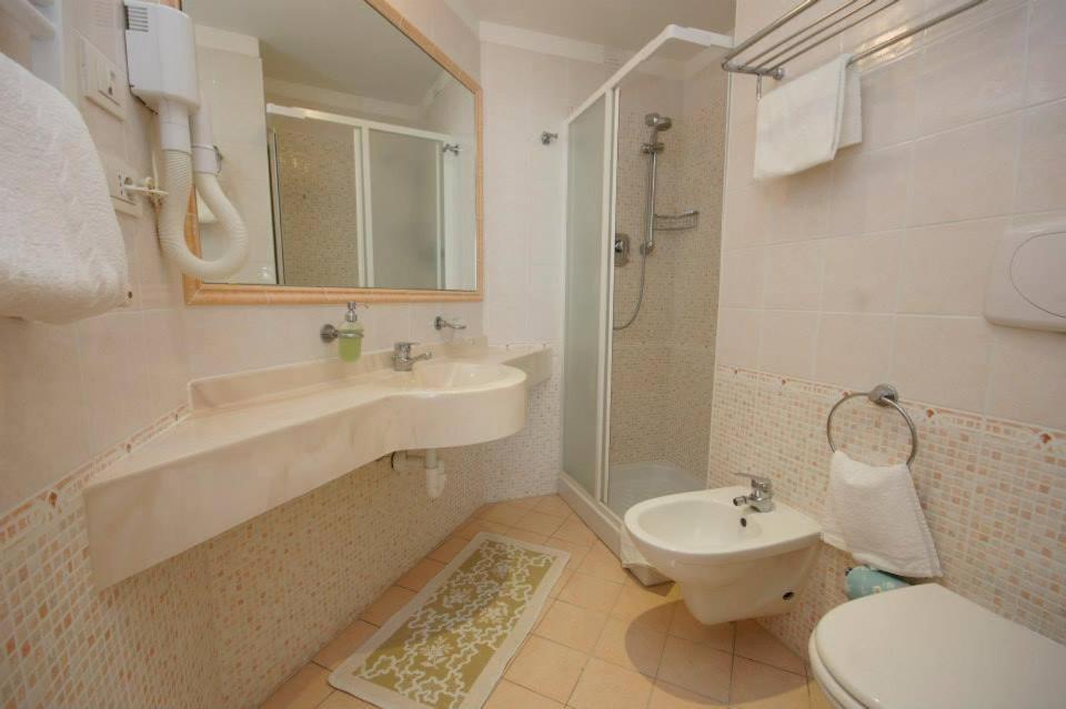 Hotel Excelsior Cattolica Eksteriør bilde